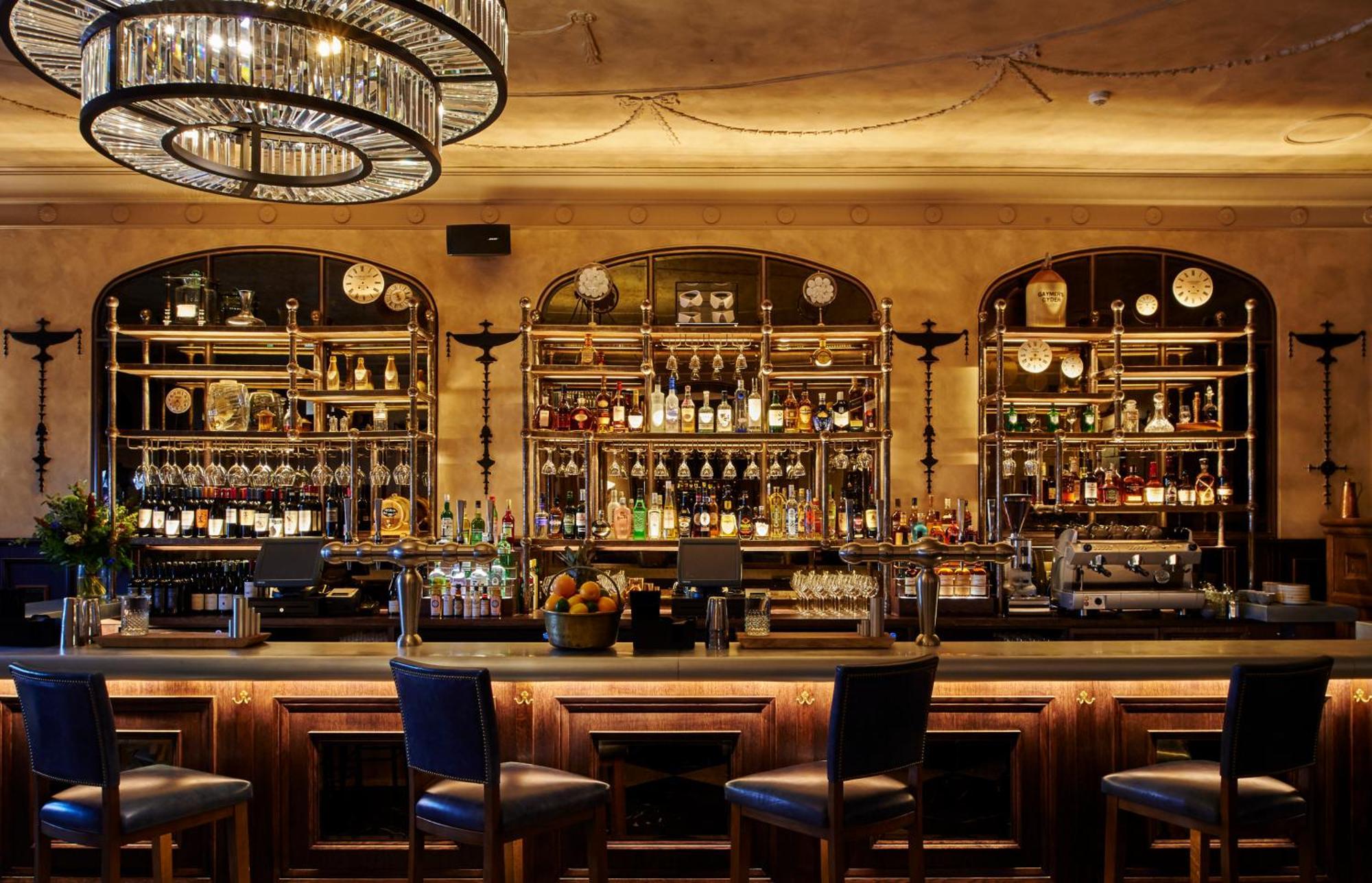 Intercontinental Edinburgh The George By Ihg Hotel Exterior foto The bar at the Ivy