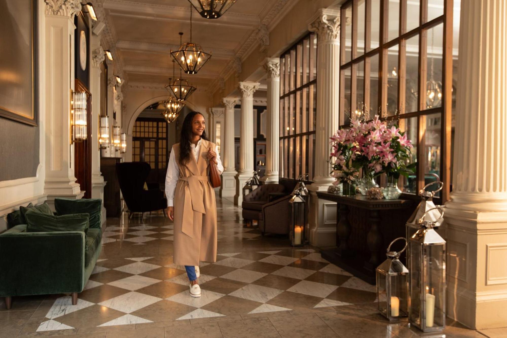 Intercontinental Edinburgh The George By Ihg Hotel Exterior foto The hotel's lobby